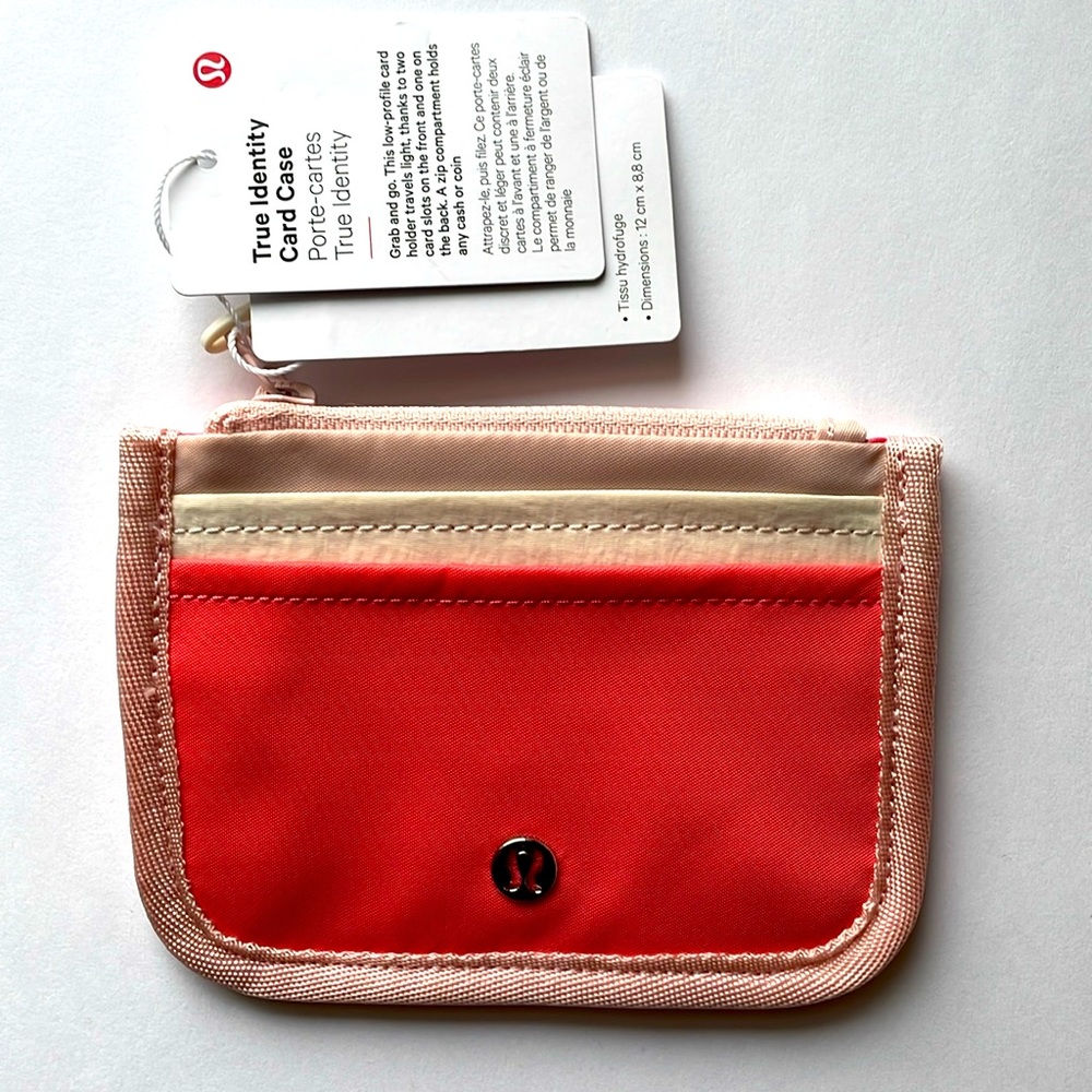Lulu lemon true identity card case